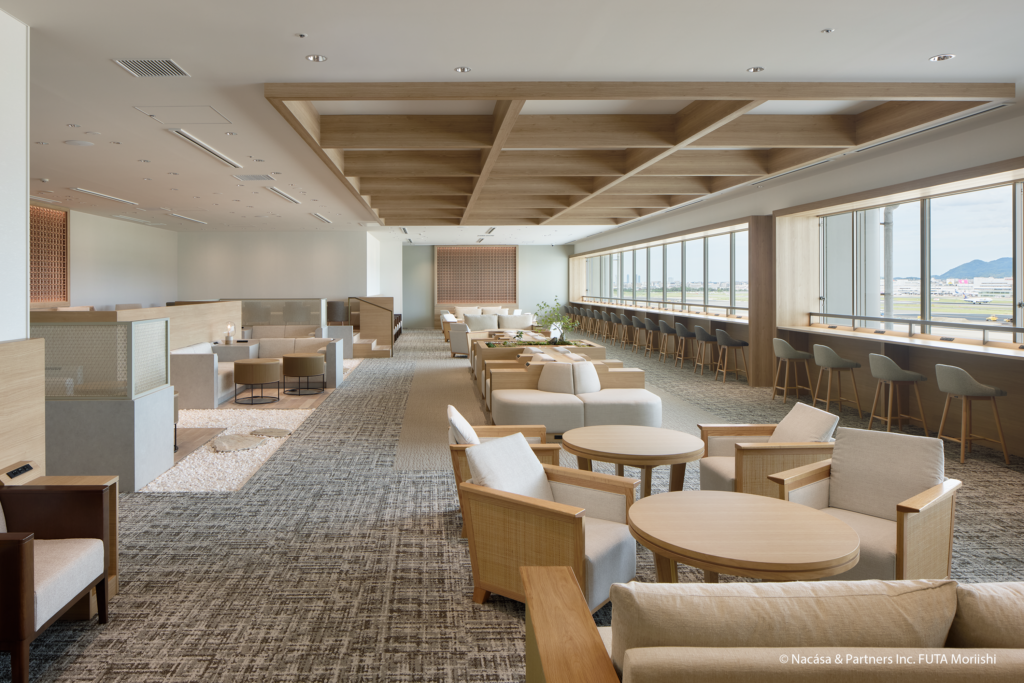 Why Airport Lounges Are a Parent’s Best Friend (and the Best Ones to Visit This Year!)
